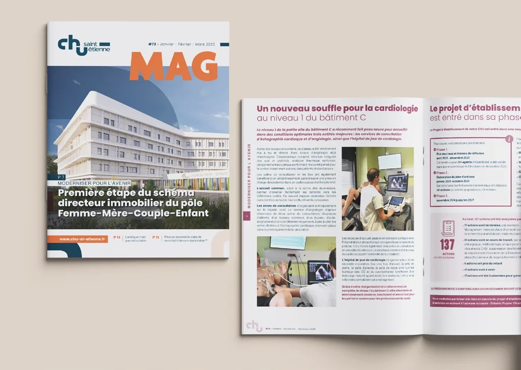 Couverture et double page du magazine municipal